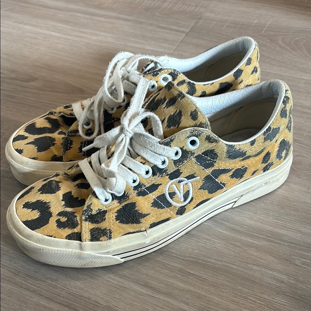 Vans style Sid Leopard Print Sneakers